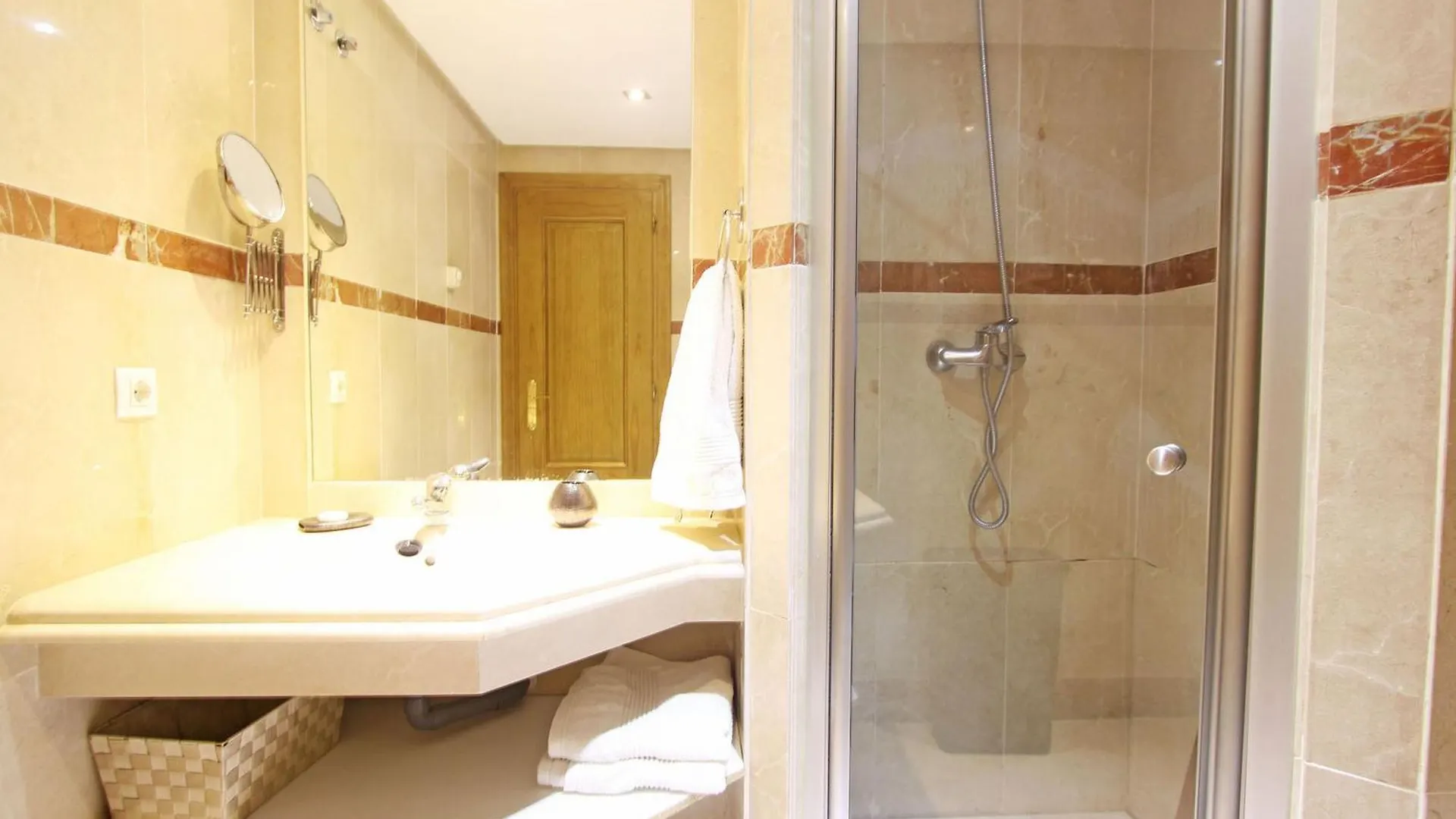1126 Beachfront High Standard Apartment With Terrace Estepona 0*,